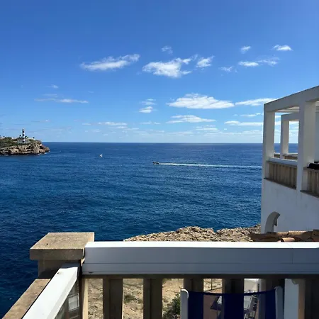 Orange Colom - Seaside